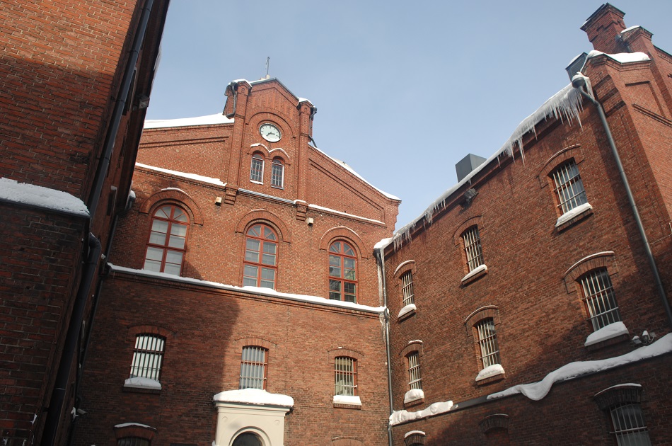 Helsingin vankilan vangit protestoivat: ”Saamme ostaa kinkkua vain 800 grammaa”
