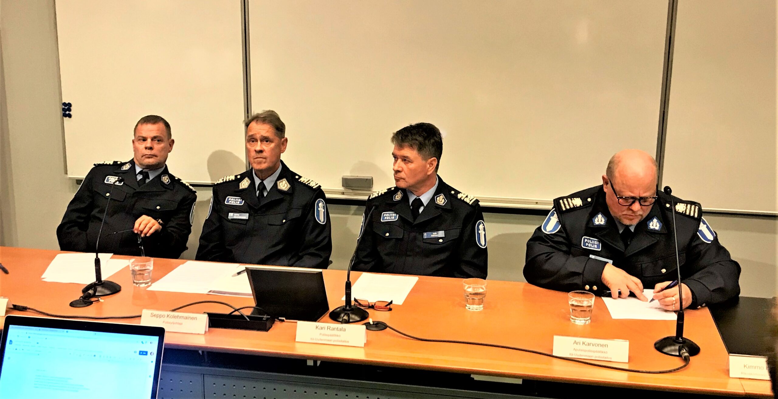 Poliisien murhan yritykset: Keskusrikospoliisi vaikenee lähes kaikesta