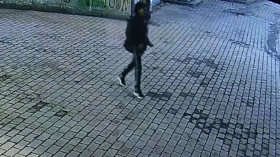 Poliisi pyytää tätä miestä ilmoittautumaan