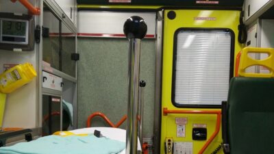 Ambulanssikuski raiskasi potilaan ja ahdisteli toista naista ambulanssissa!