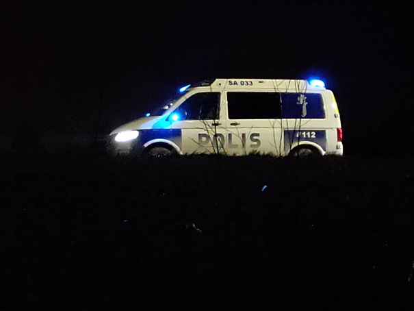 Kaksi nuorta suunnitteli kouluiskua Tampereella